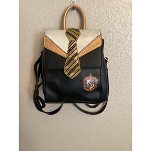 Universal Danielle Nicole Harry Potter Hufflepuff Uniform Mini Backpack Gold